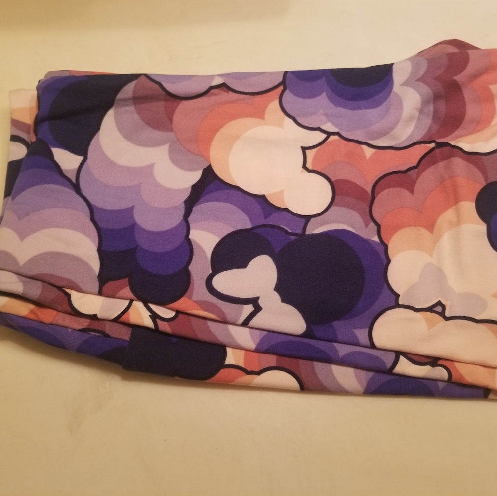 lularoe Disney leggings